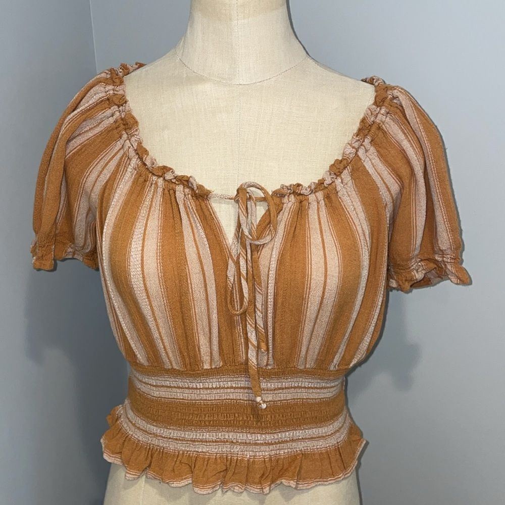 American Eagle Bohemian Pheasant Short Sleeve Crop Top Size XS